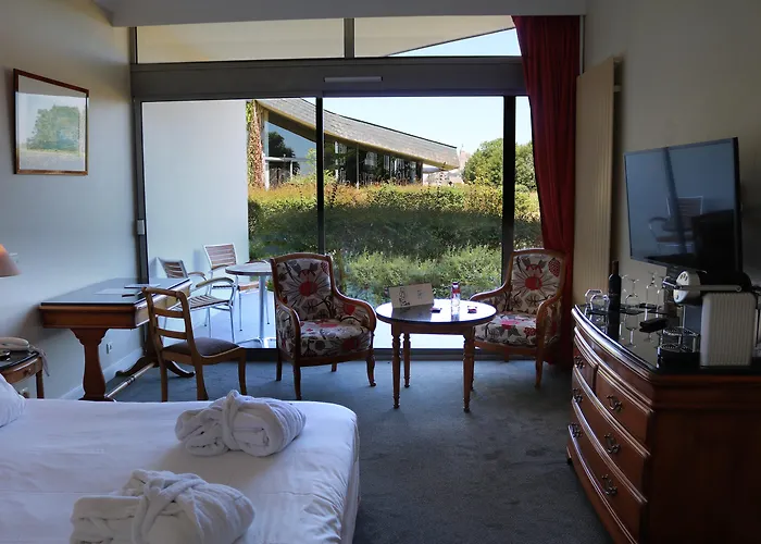 Le Relais Saint Michel Отель