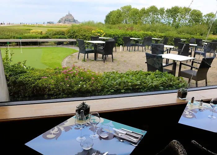 Le Relais Saint Michel Отель