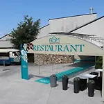 Le Relais Saint Michel Hotel