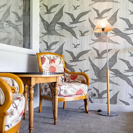 Hotell Le Relais Saint Michel 4*