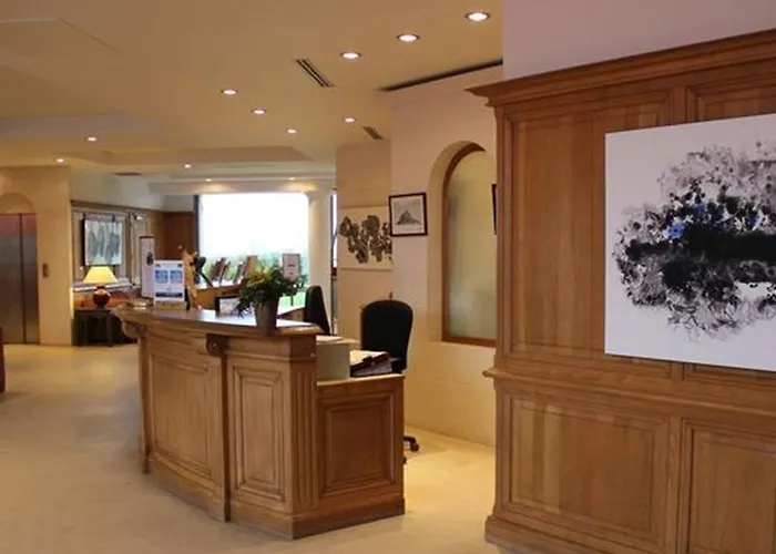 Le Relais Saint Michel Hotel